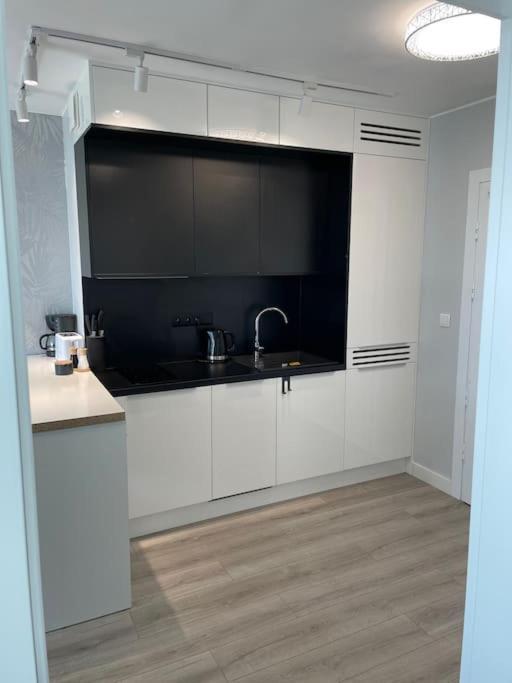 Apartament Z Widokiem Na Morze Мендзиздрое Екстериор снимка